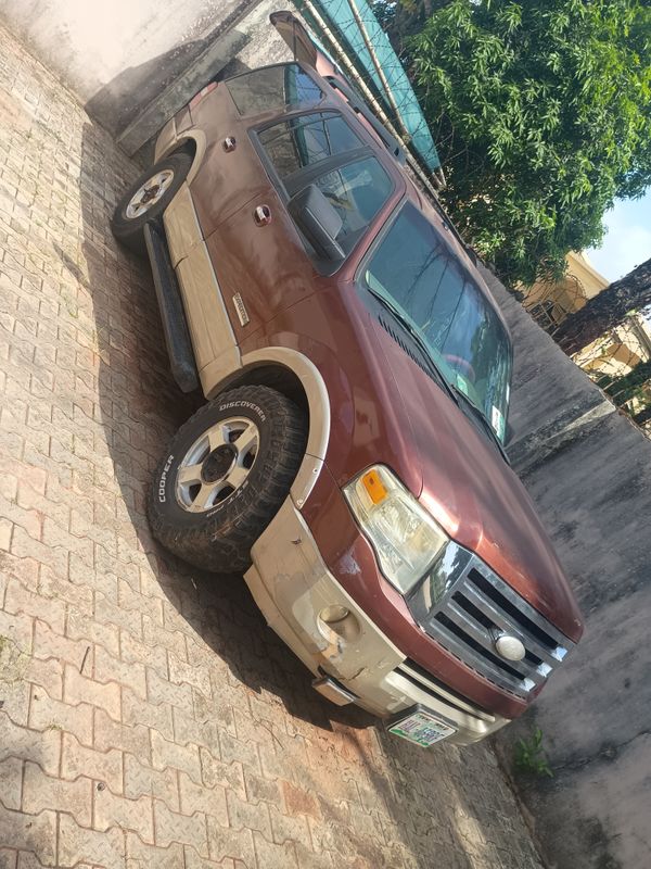 Main image of 2008 Ford Expedition